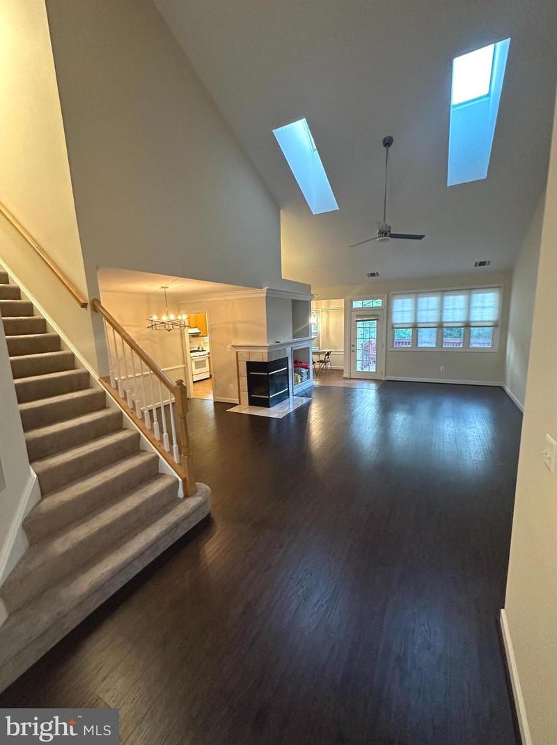14425 Tracy Schar Ln, Centreville, VA 20121