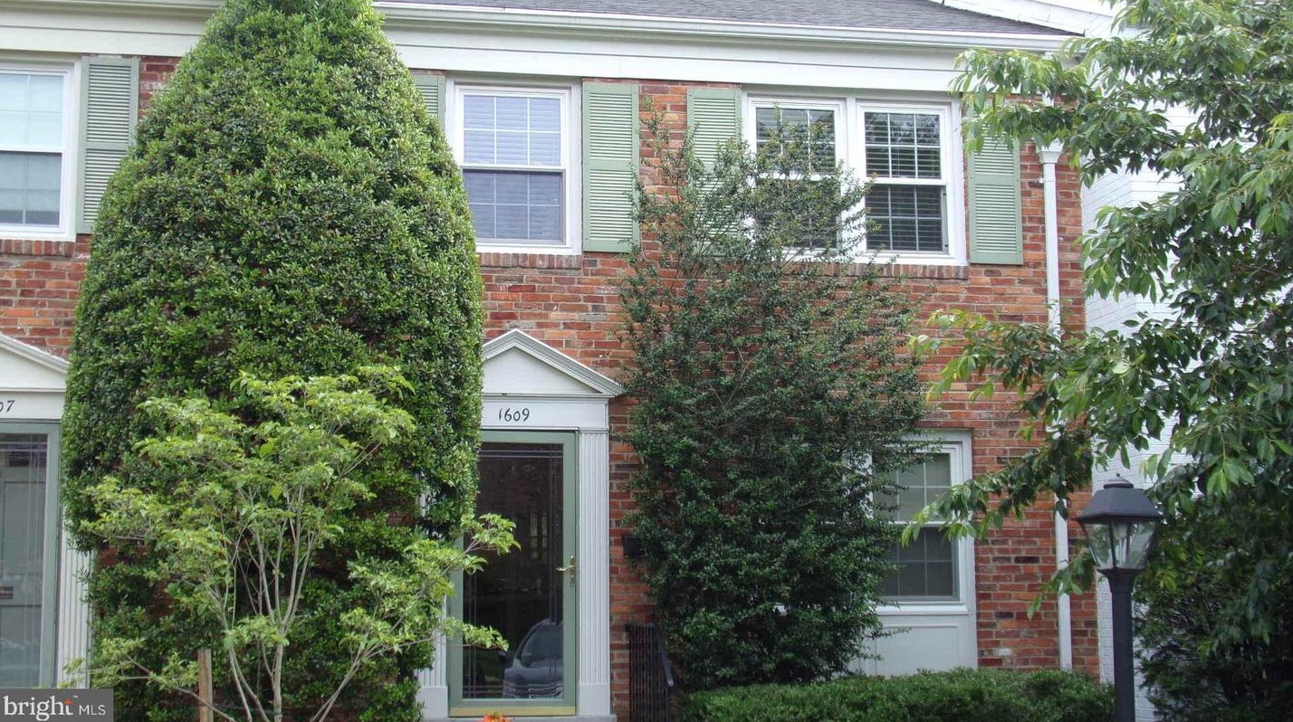 1609 Dunterry Pl #1120, Mc Lean, VA 22101