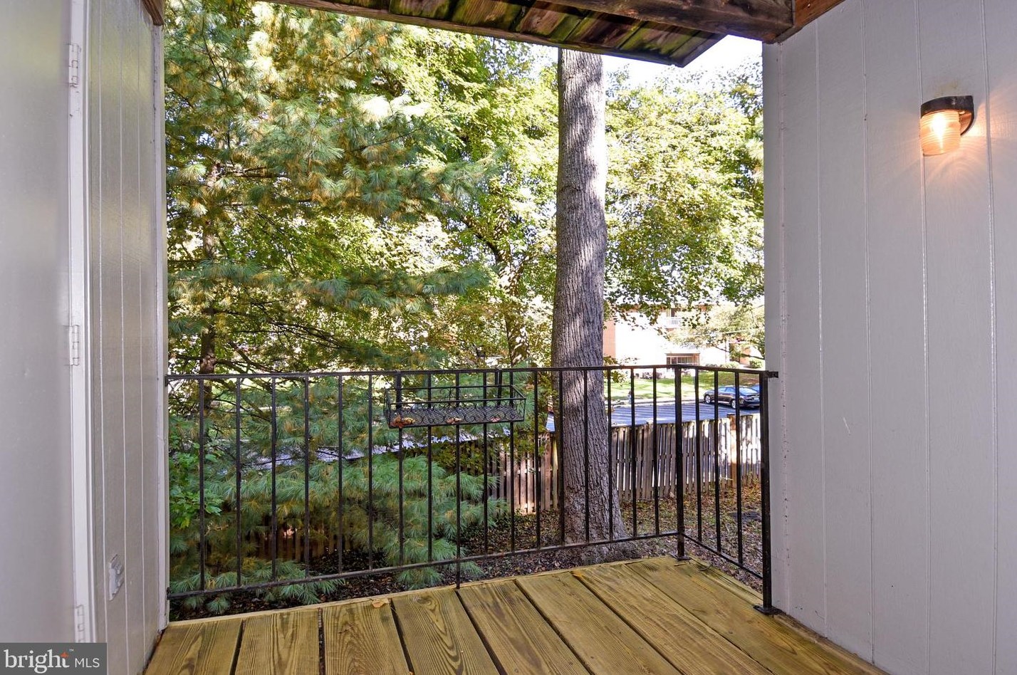 7760 New Providence Dr Apt 3, Falls Church, VA 22042