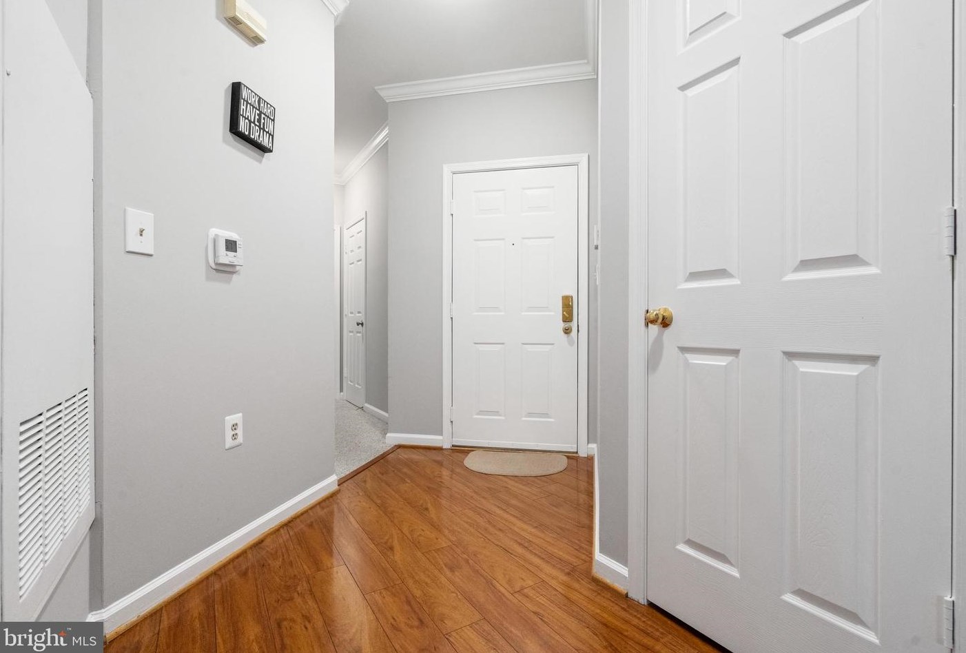 2201 Westcourt Ln #203, Herndon, VA 20170