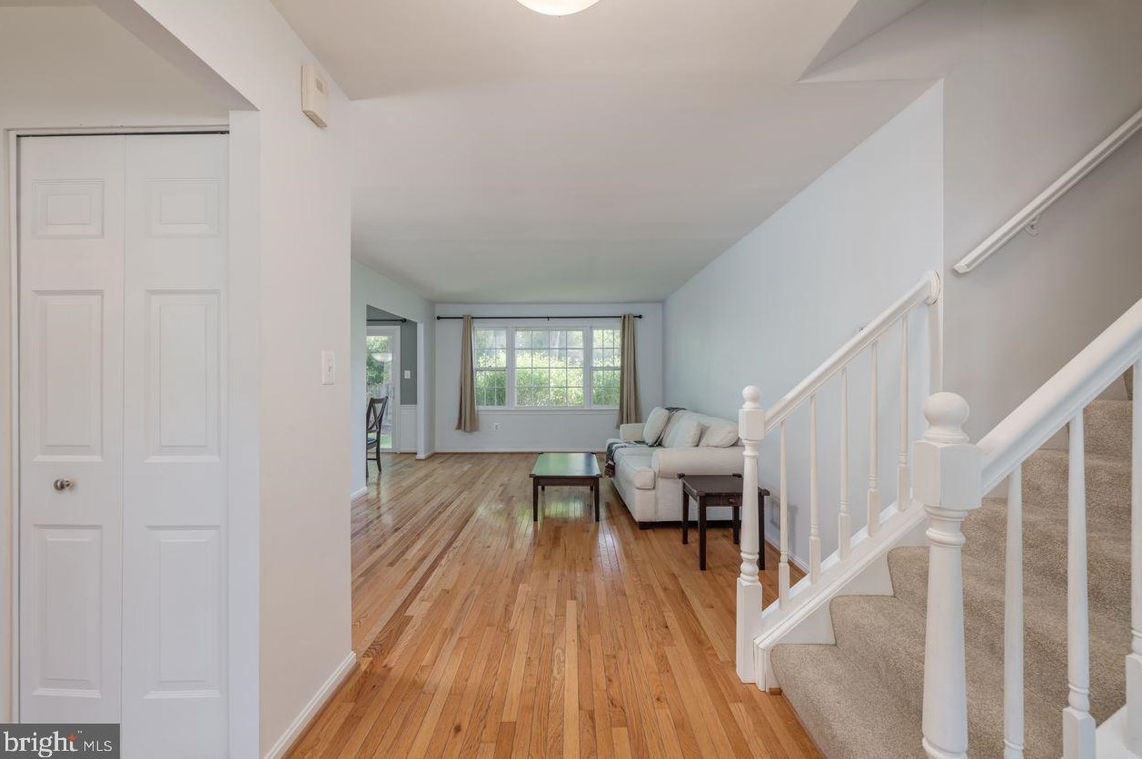 7922 Richfield Rd, Springfield, VA 22153