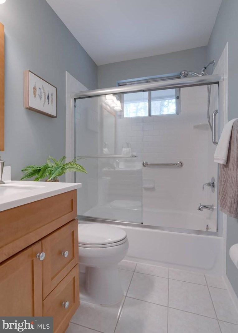 9700 Galsworth Ct, Fairfax VA 22032-2802 exterior