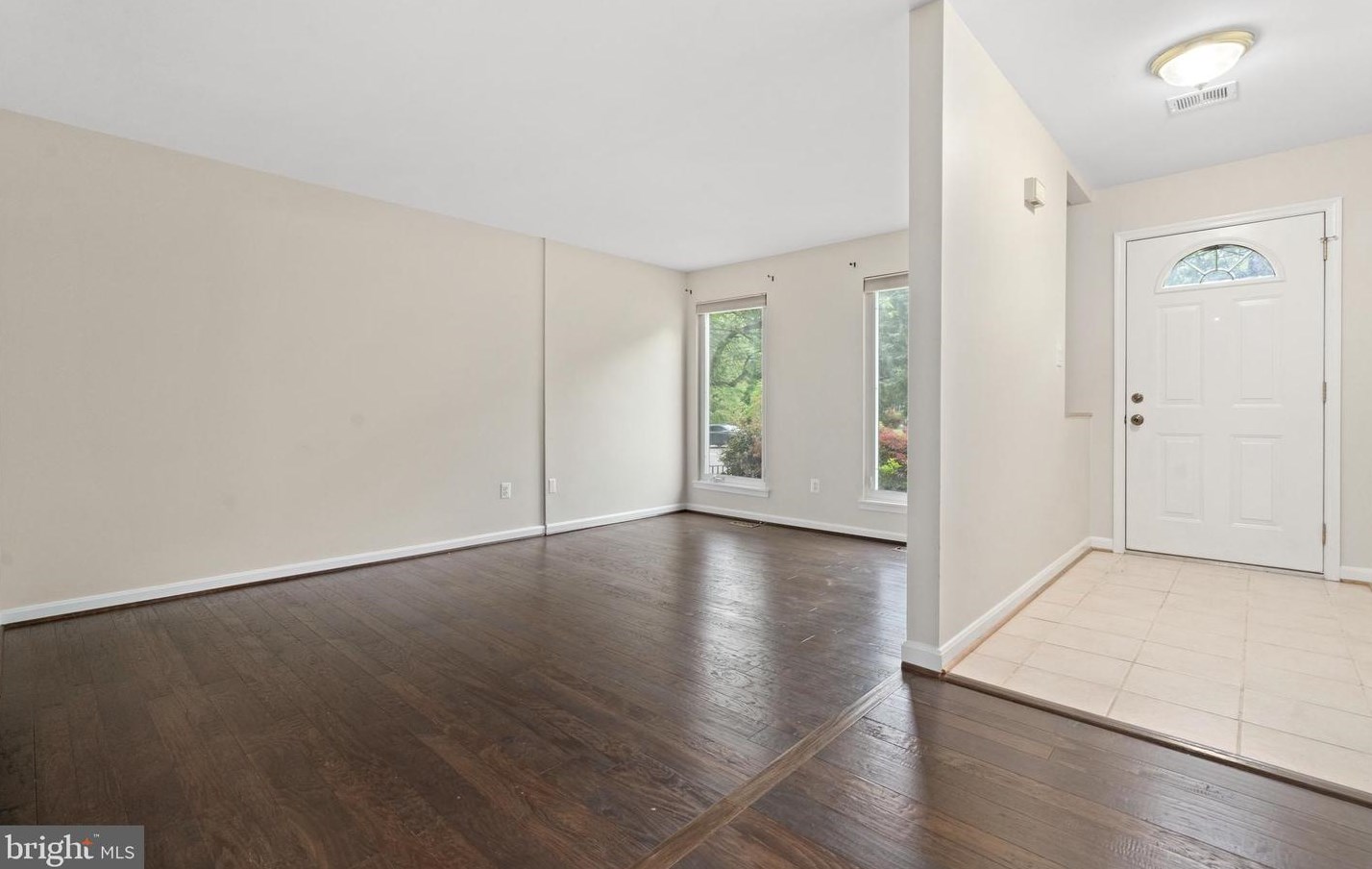 10223 Blake Ln, Vienna, VA 22124