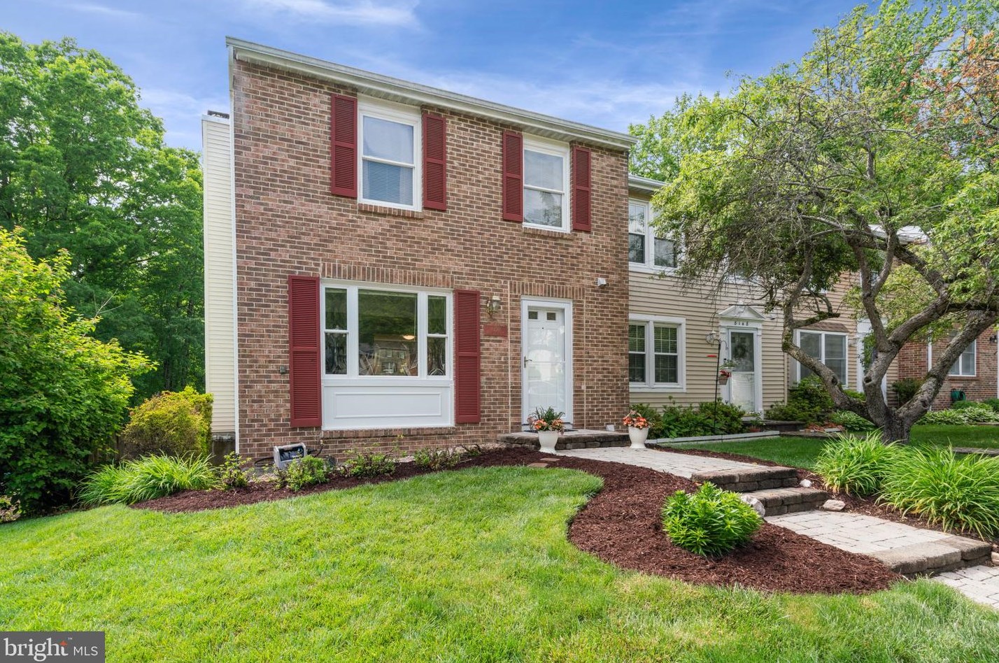 8150 Loving Forest Ct, Springfield, VA 22153