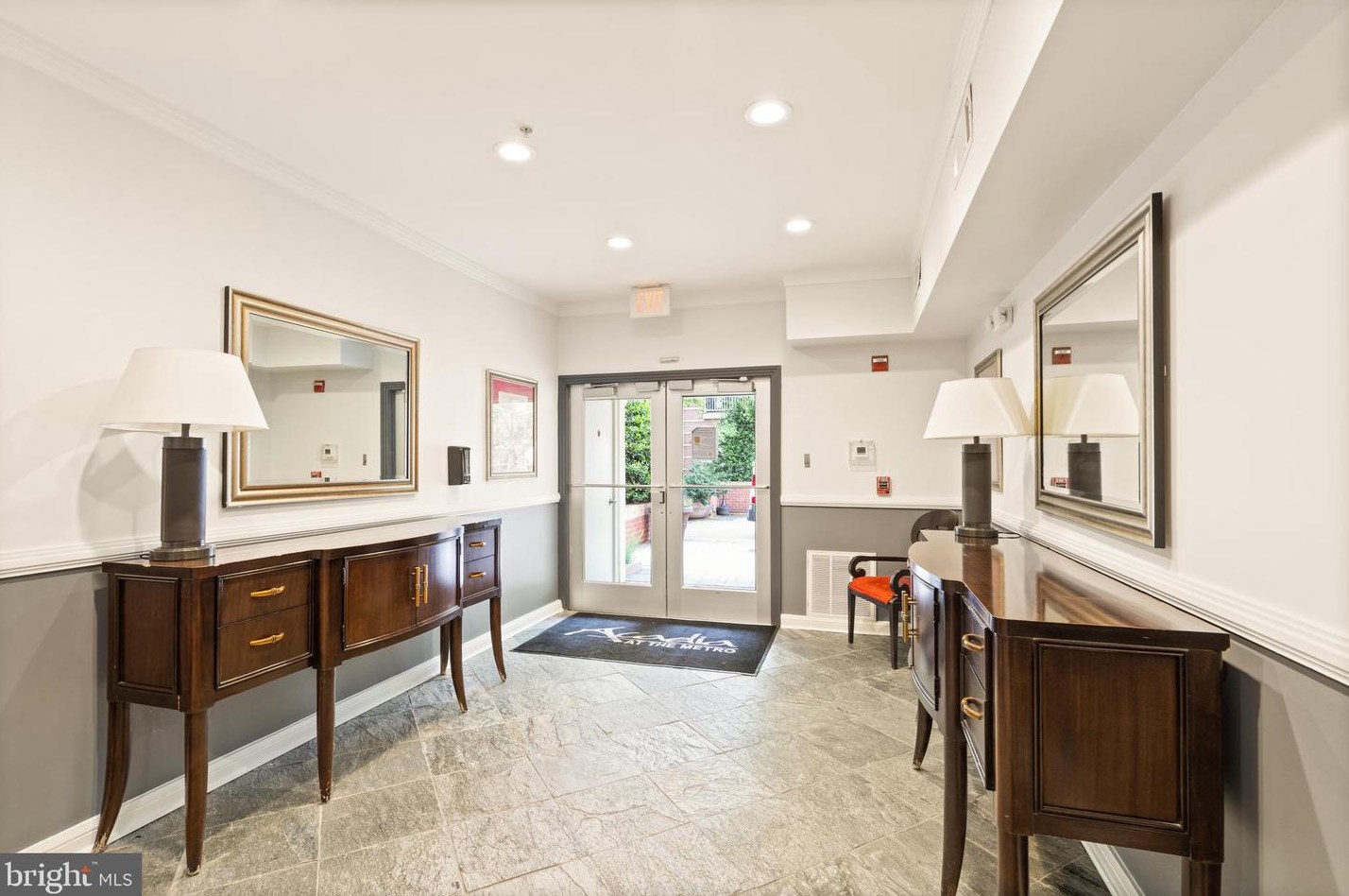 9480 Virginia Center Blvd #124, Vienna, VA 22181