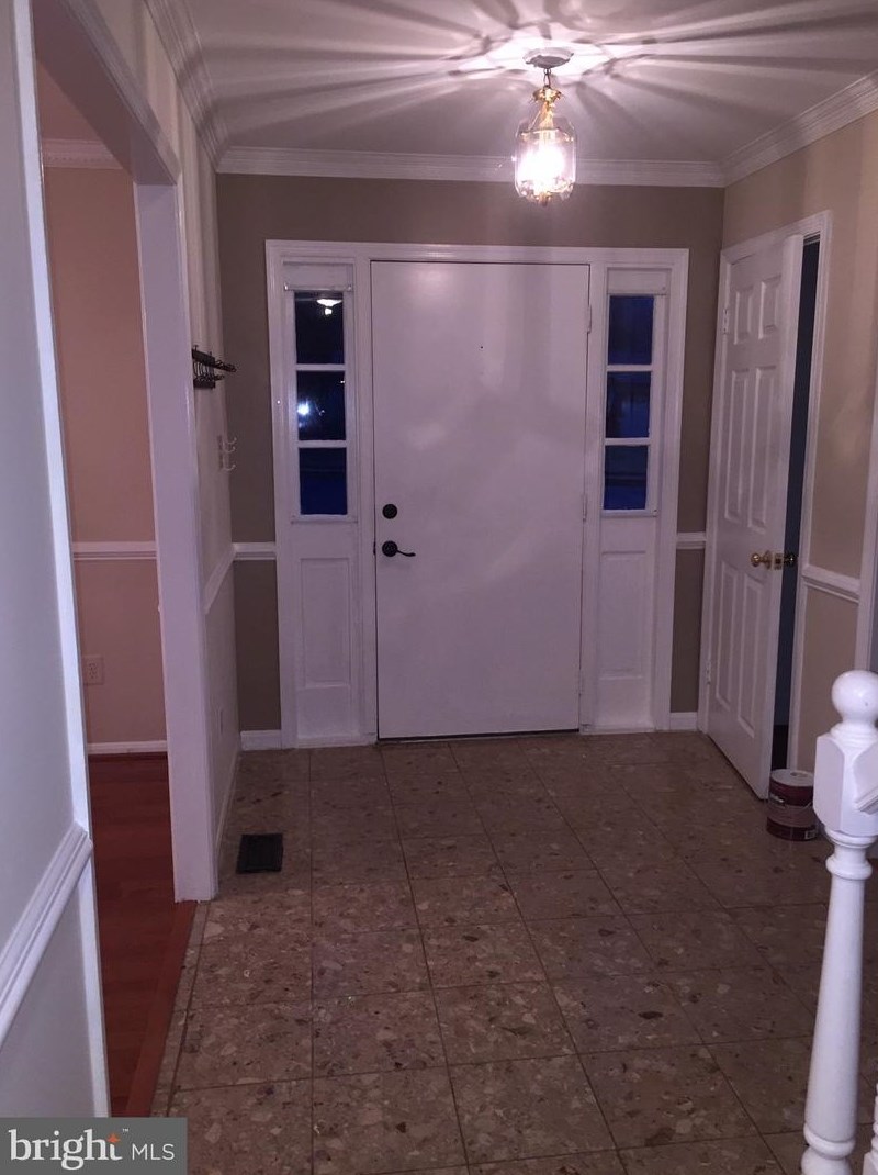 5205 Pumphrey Dr, Fairfax, VA 22032-2626