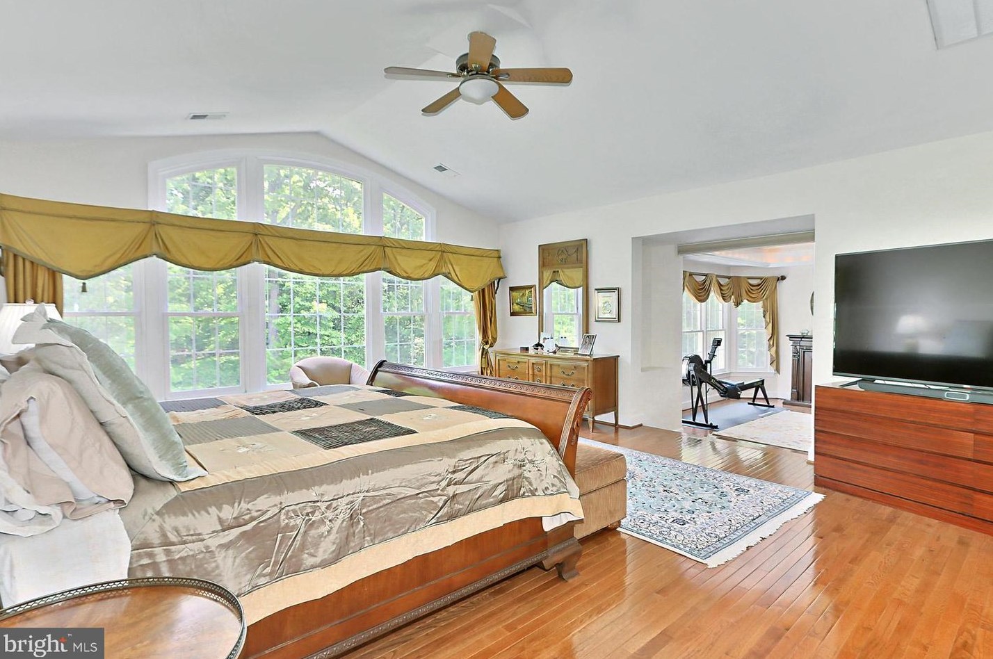 5448 Marlstone Ln, Fairfax VA  22030-5834 exterior