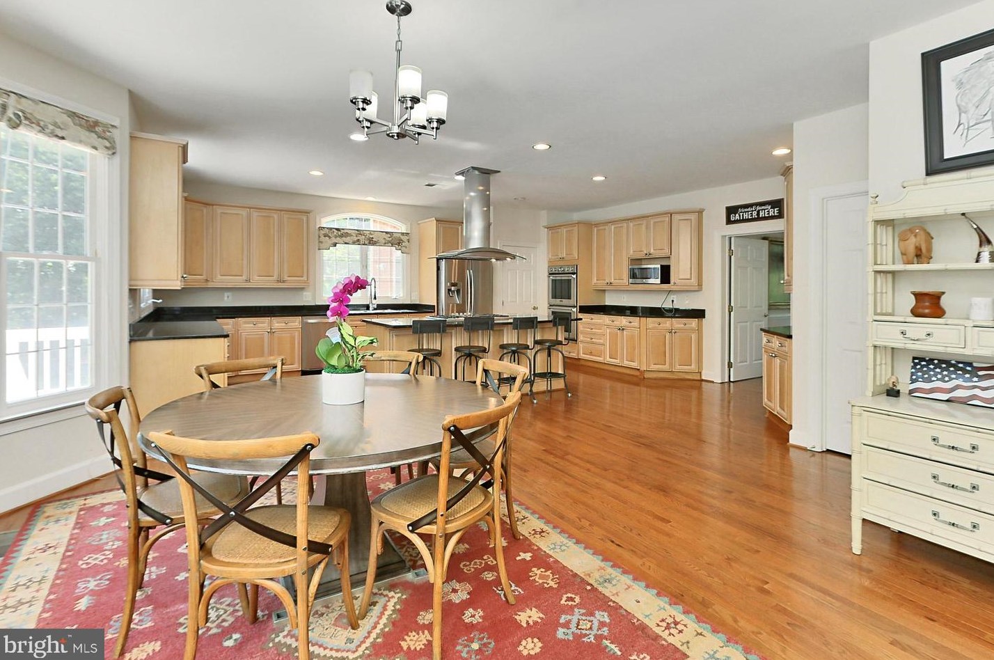 5448 Marlstone Ln, Fairfax VA  22030-5834 exterior