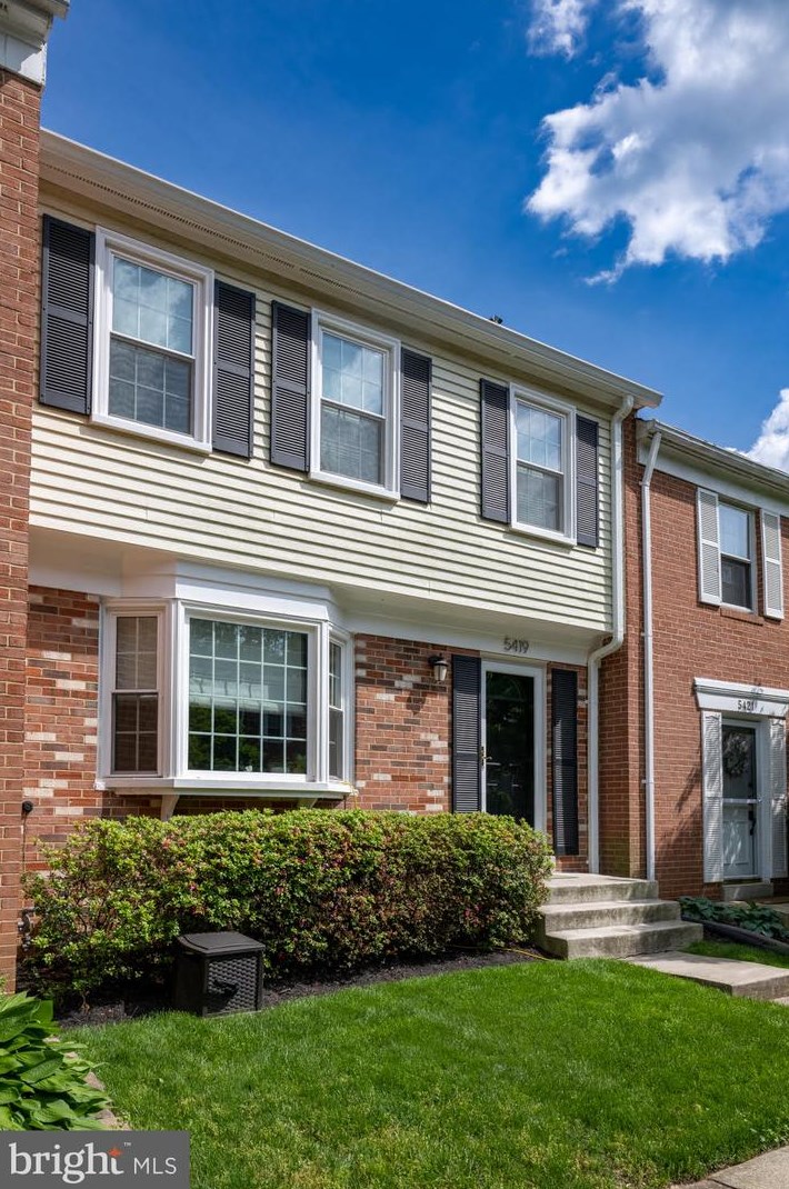 5419 Donnelly Ct, Springfield, VA 22151