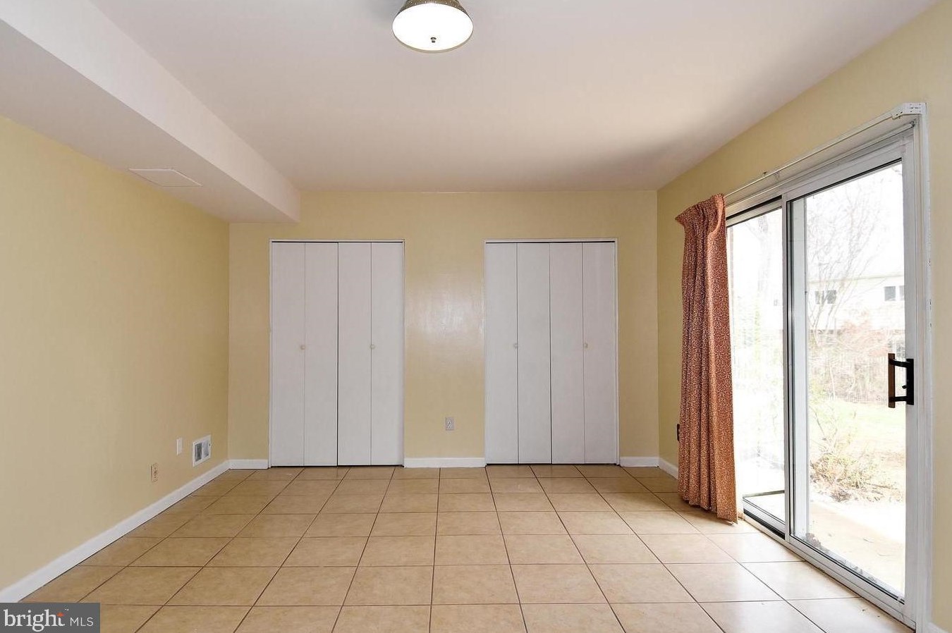 1043 Warbler Pl, Mc Lean, VA 22101