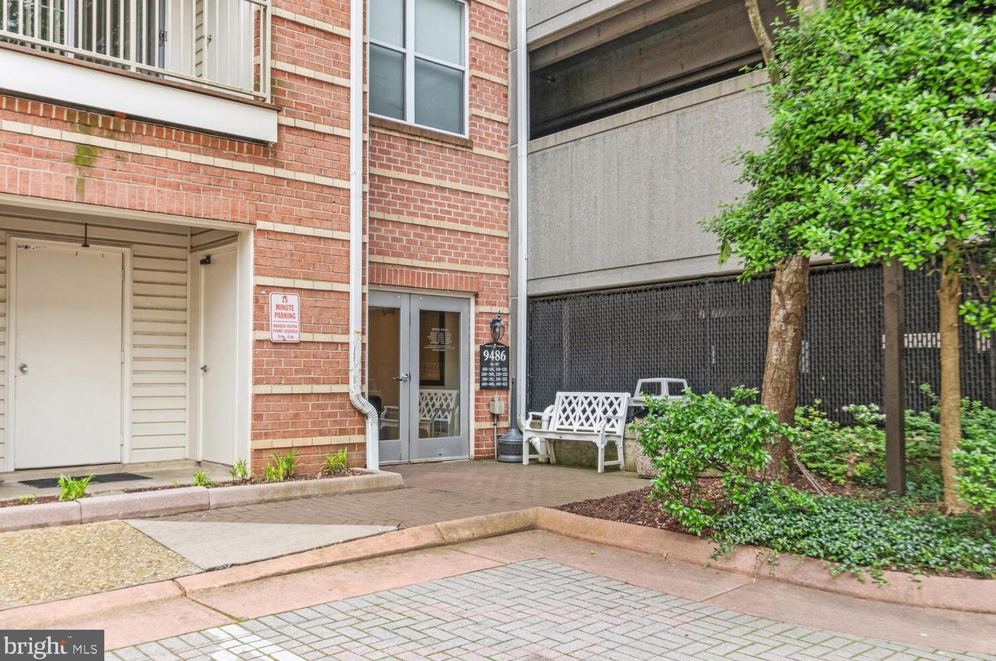 9486 Virginia Center Blvd #406, Vienna, VA 22181