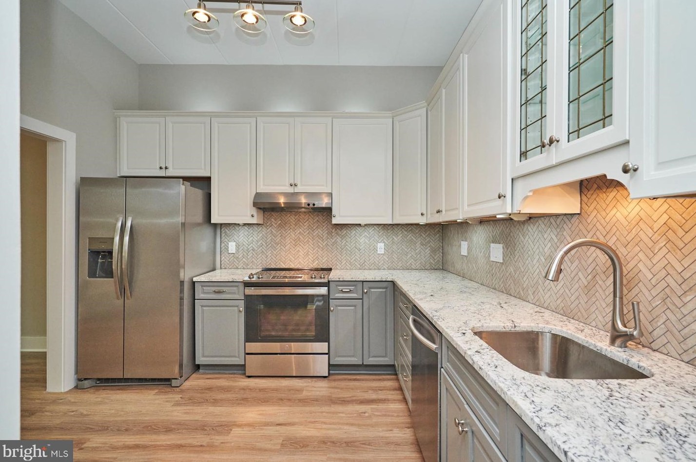 11557 Rolling Green Ct #13/101a, Herndon, VA 20191