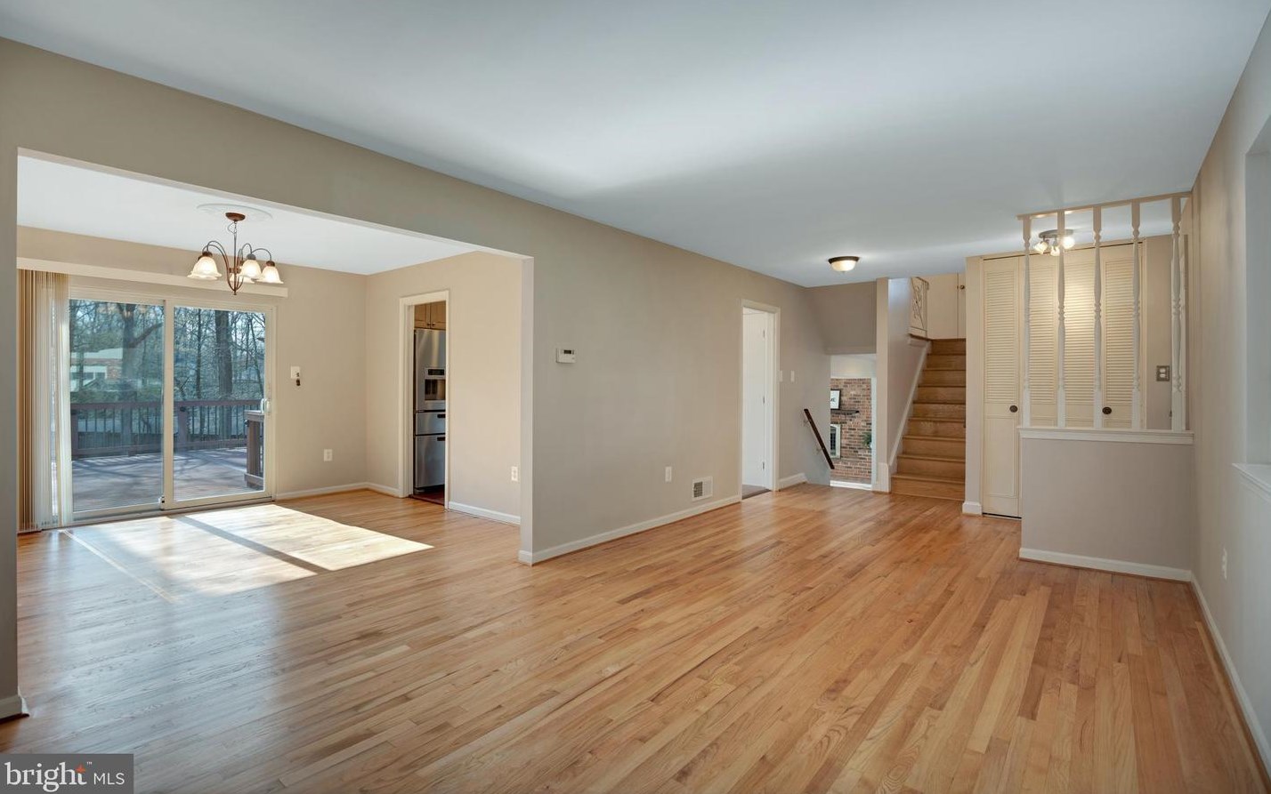 5207 Claridge Ct, Fairfax VA  22032-2722 exterior