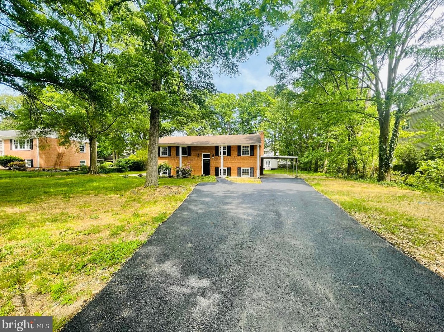 6913 Ridgeway Dr, Springfield, VA 22150