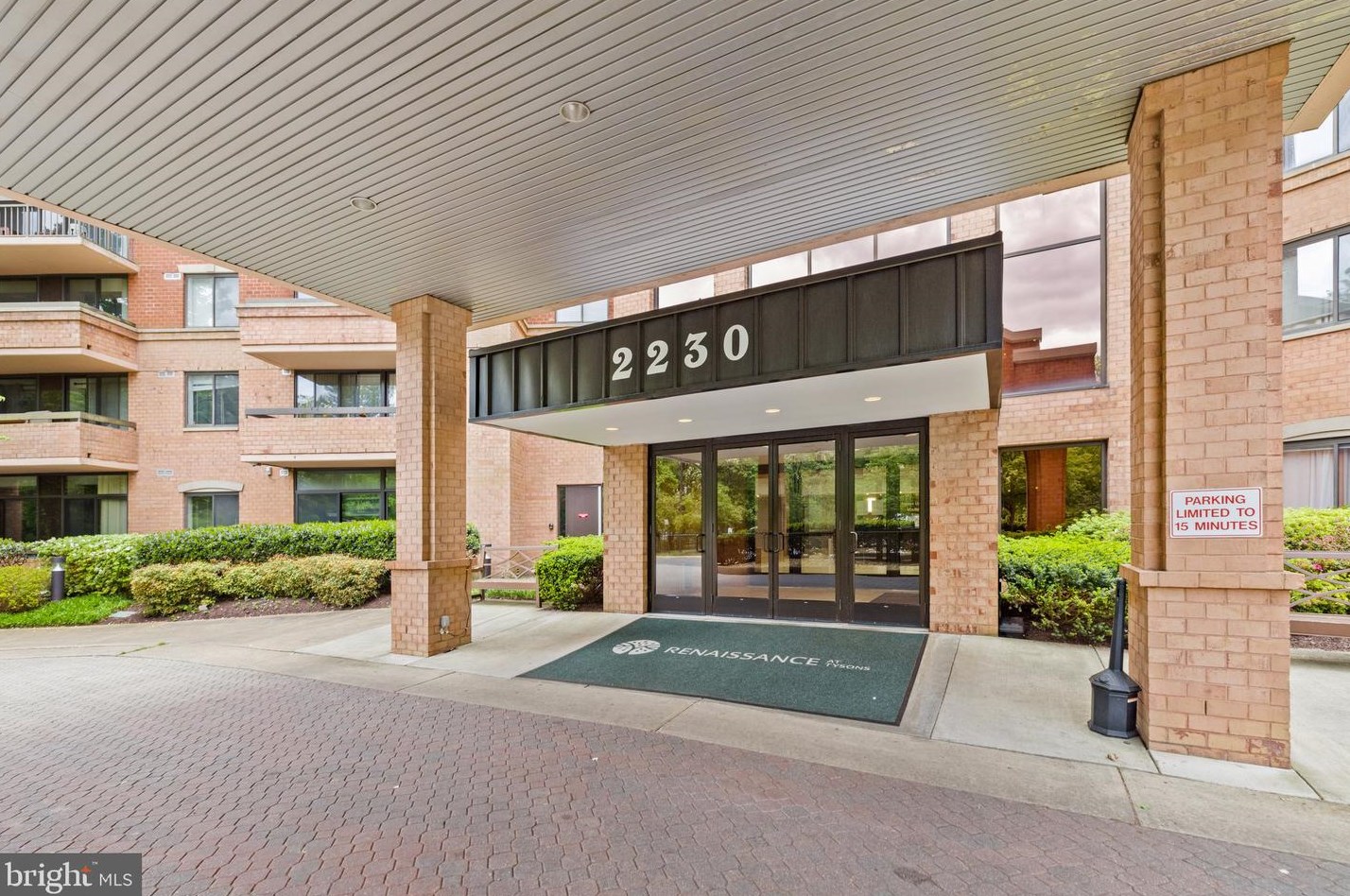 2230 George C Marshall Dr Apt 327, Falls Church, VA 22043