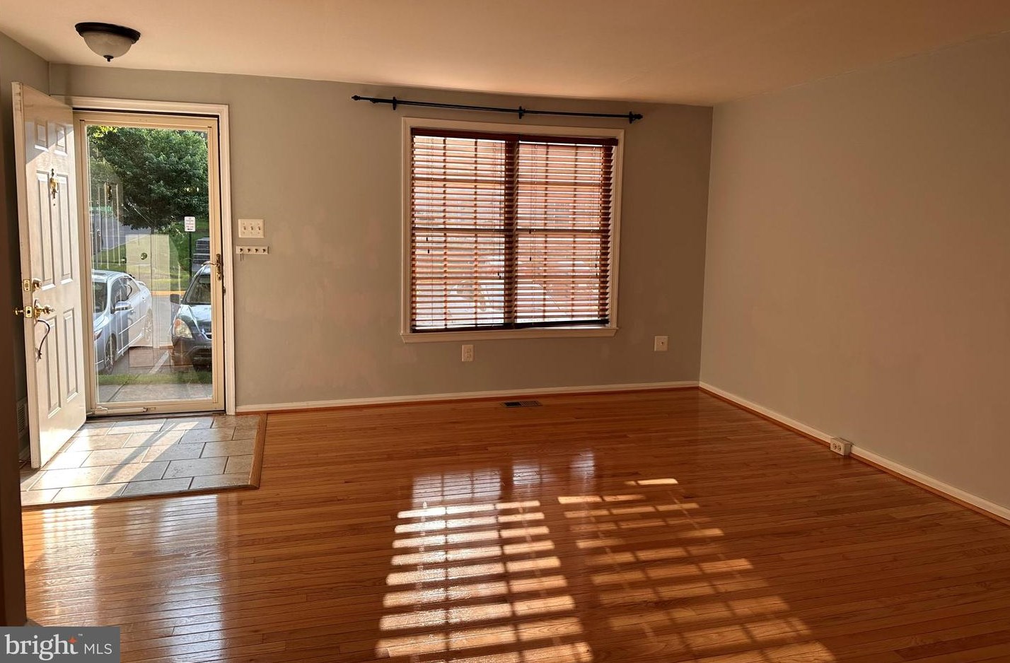 2991 Braxton Wood Ct, Fairfax, VA 22031