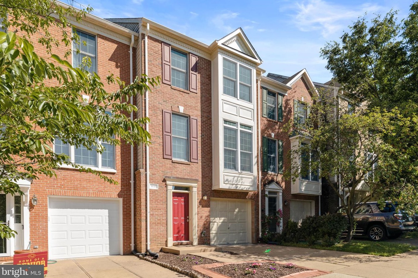 3939 Kathryn Jean Ct, Fairfax, VA 22033-2743