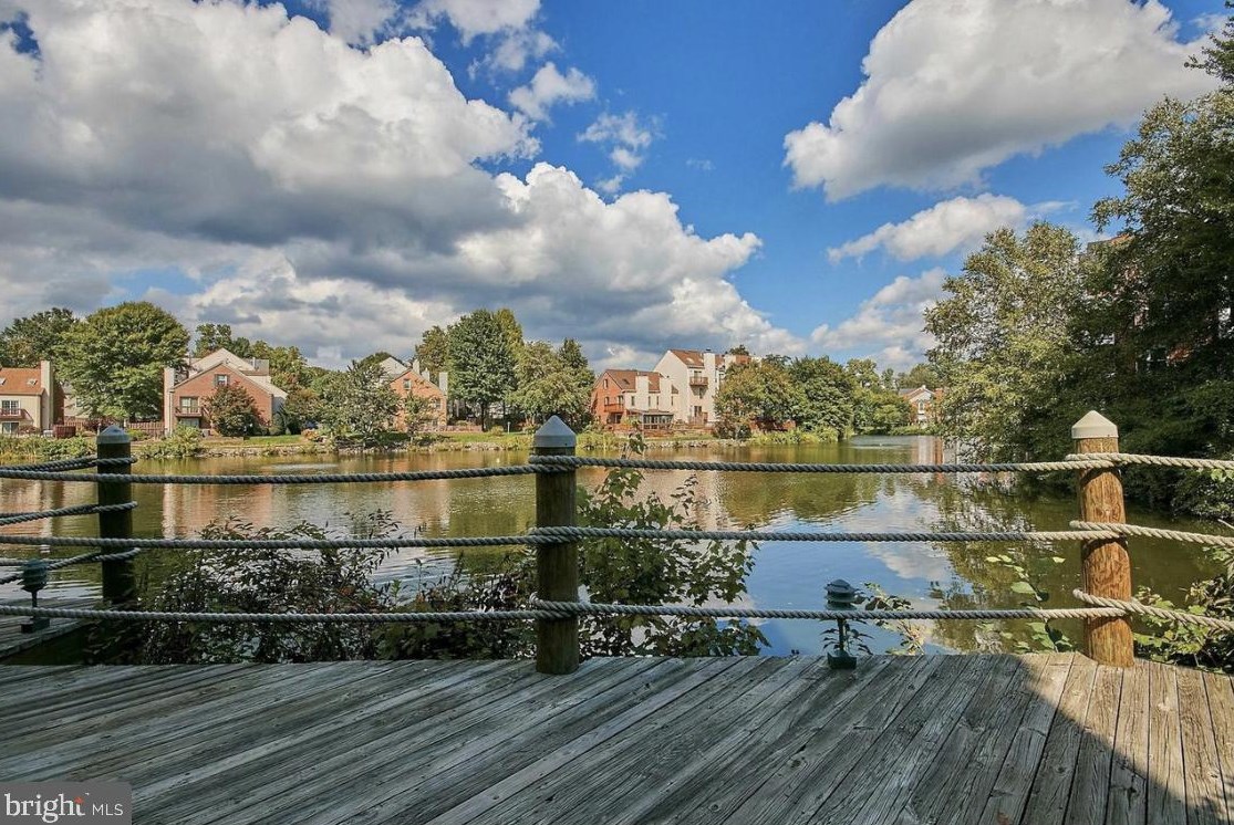 7604 Lakeside Village Dr, Falls Church, VA 22042