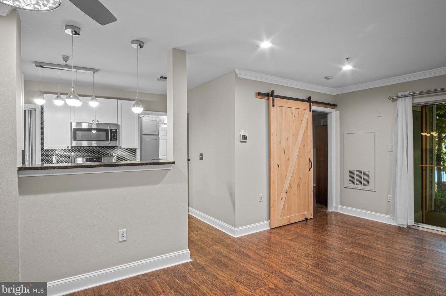 12753 Fair Briar Ln, Fairfax, VA 22033