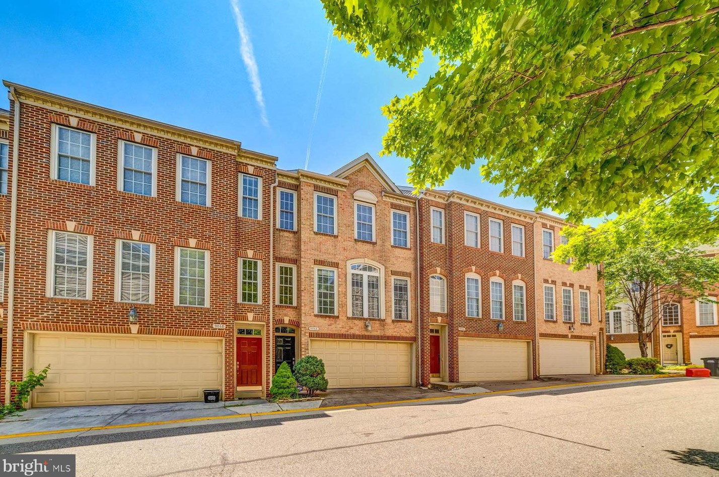 9066 Tanyard Ln, Lorton, VA 22079
