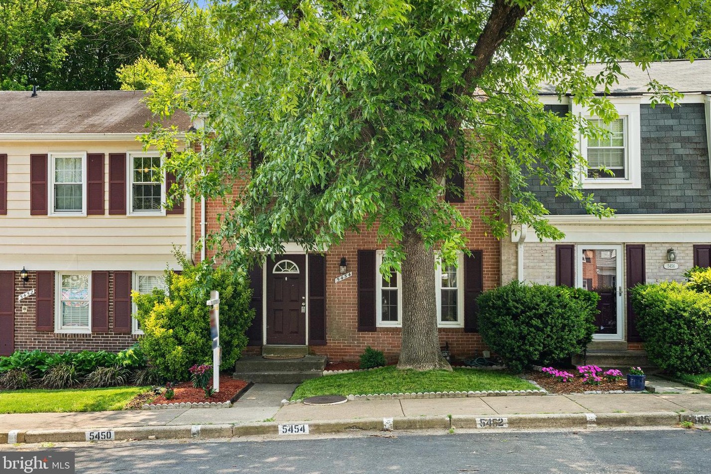 5454 Lighthouse Ln, Springfield, VA 22015