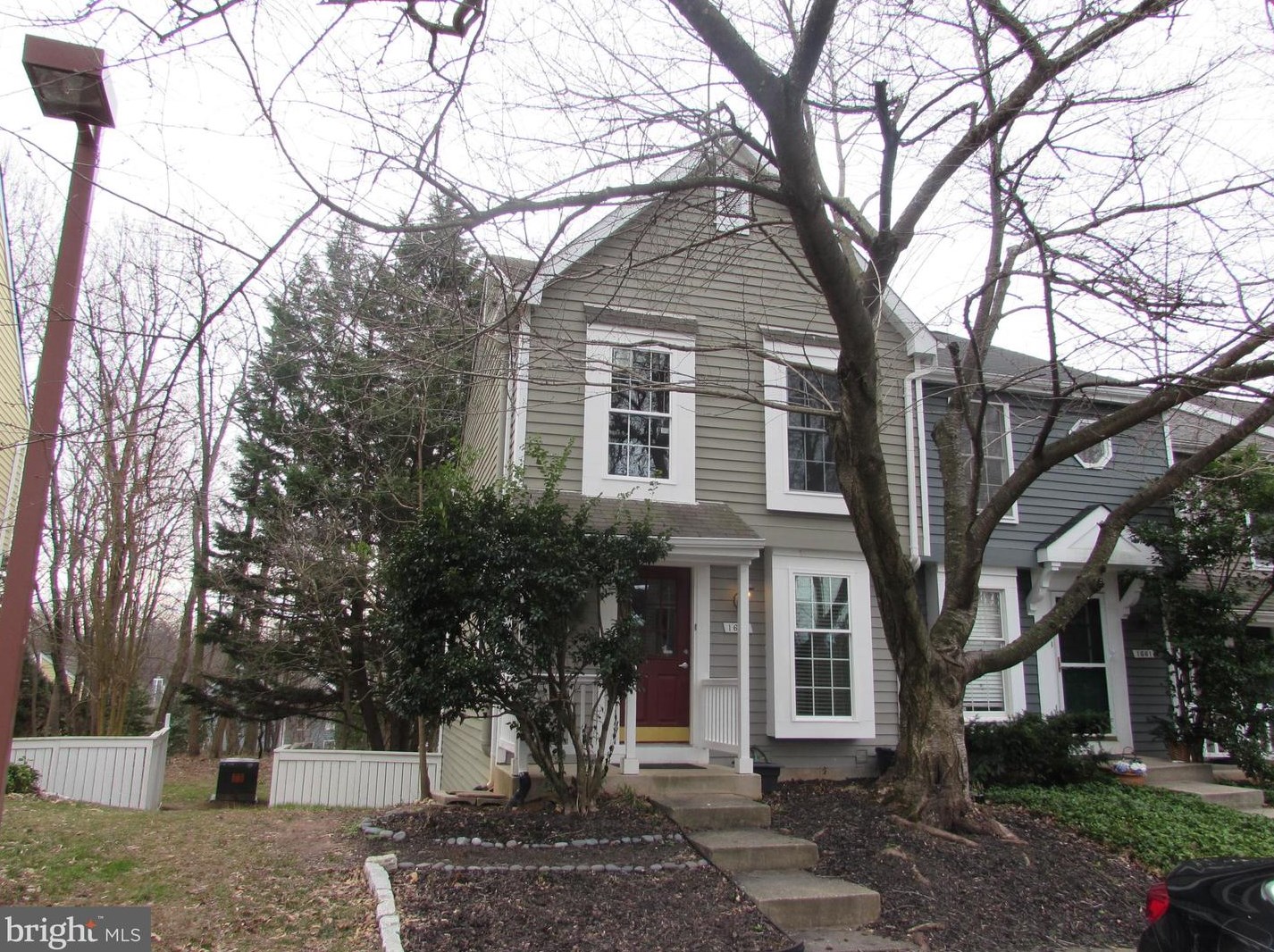 1663 Poplar Grove Dr, Herndon, VA 20194