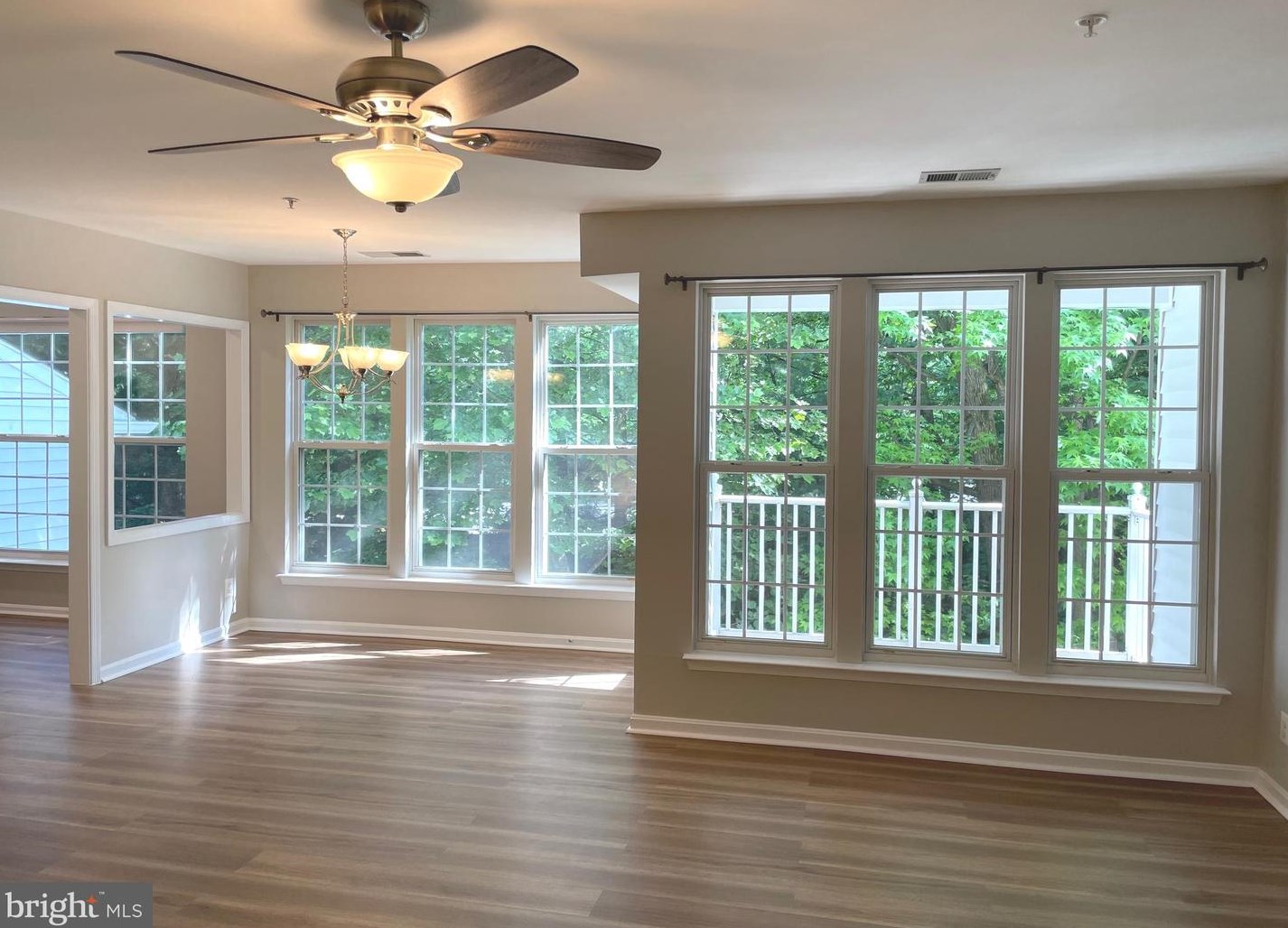 12631 Fair Crest Ct #302, Fairfax, VA 22033