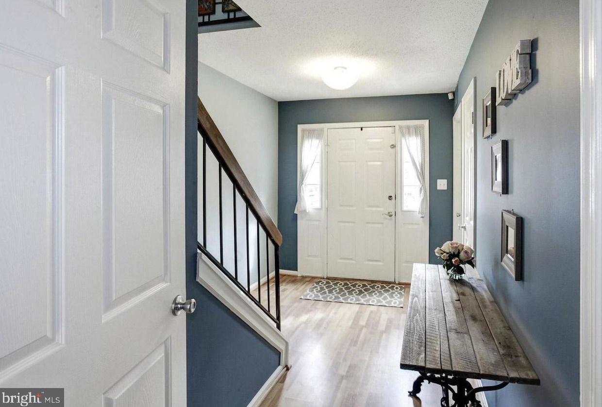 13915 Gunners Pl, Centreville, VA 20121