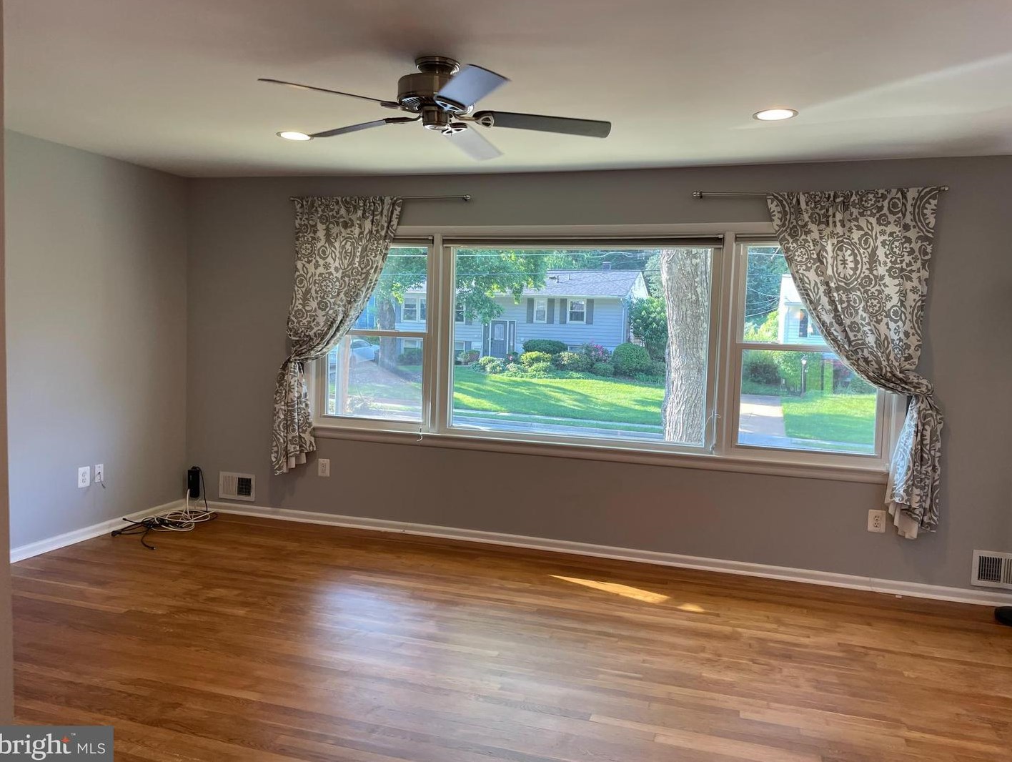 1109 Lakewood Dr Sw, Vienna, VA 22180