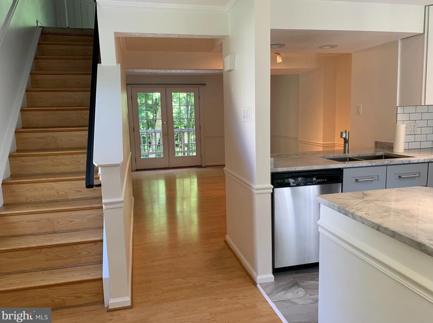 1576 Poplar Grove Dr, Herndon, VA 20194