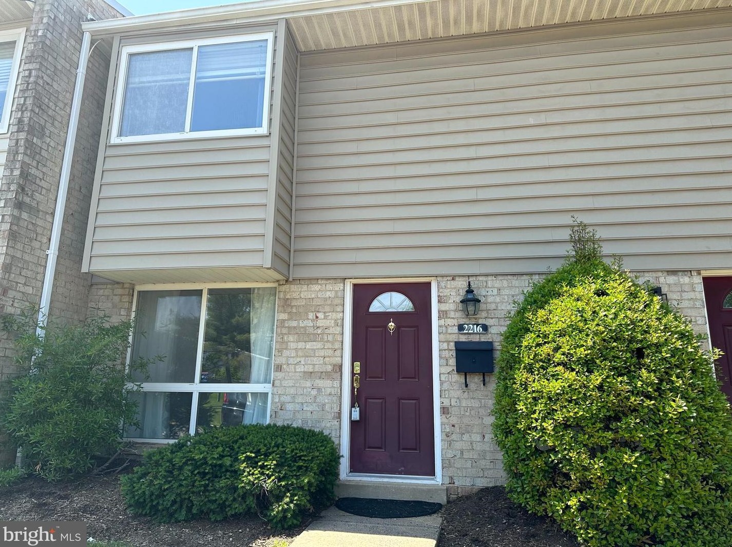 2216 Huston Pl, Herndon, VA 20170