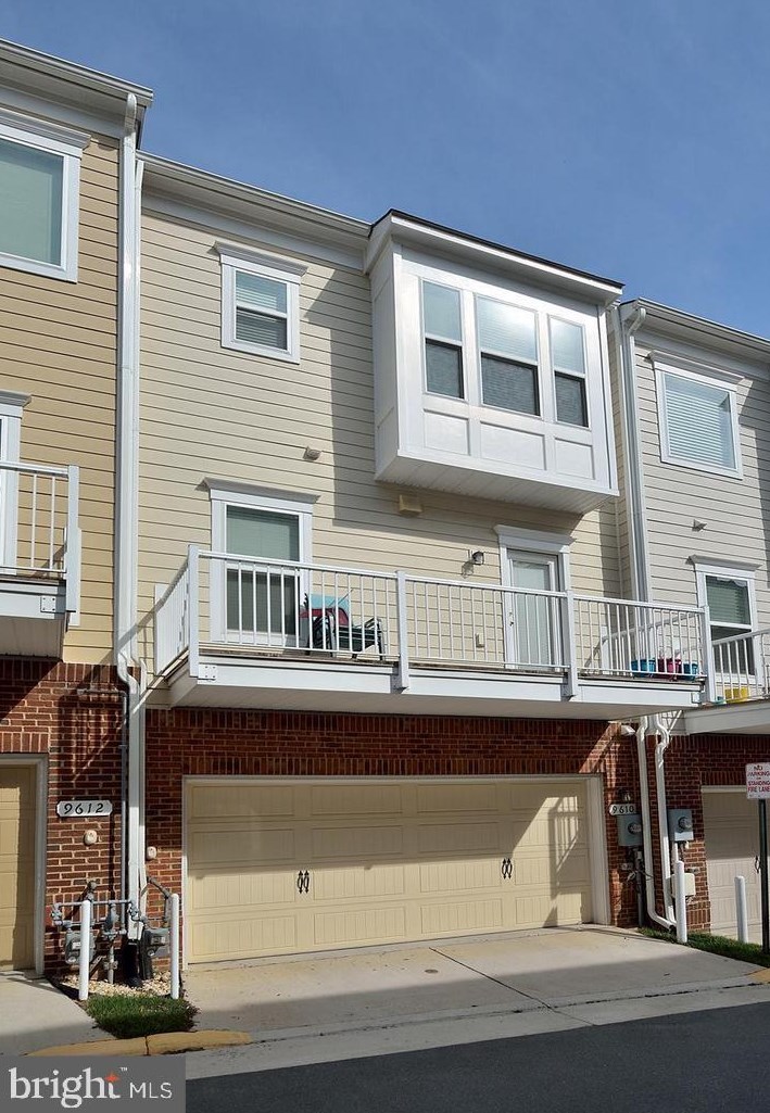 9610 Stockwell Ln, Fairfax, VA 22031