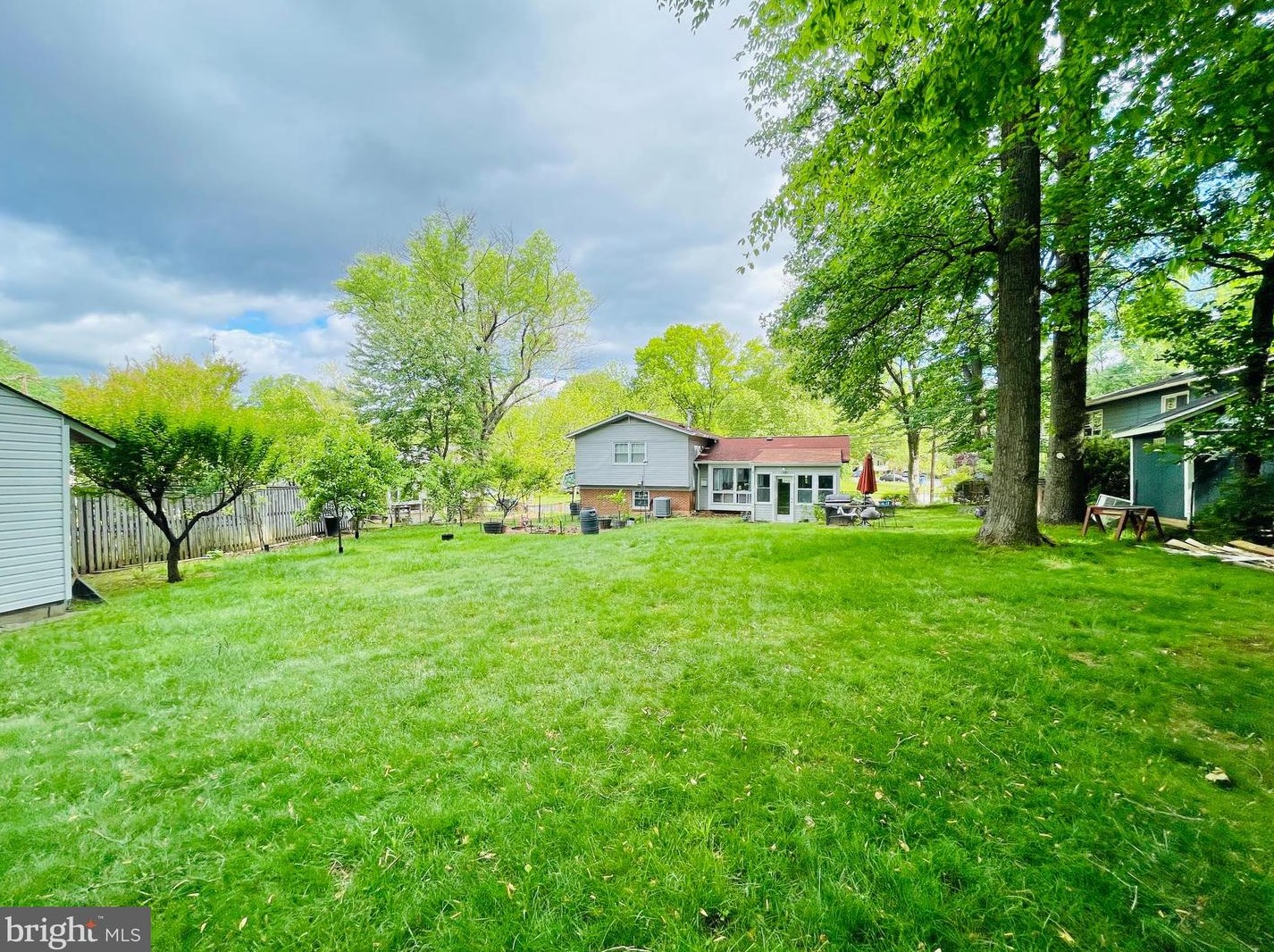 10929 Decatur Dr, Fairfax, VA 22030
