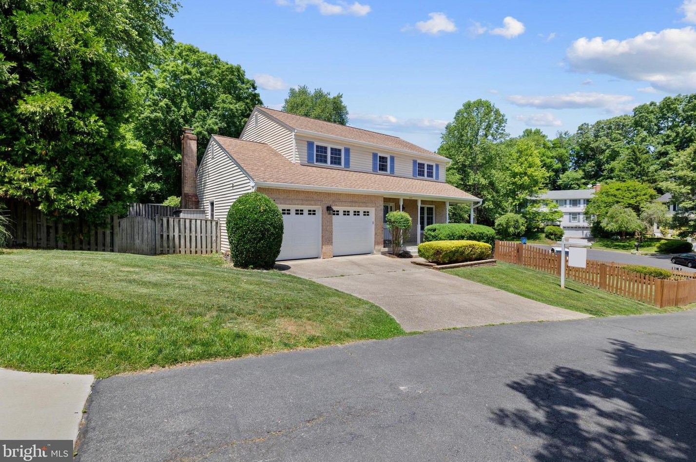 8691 Young Ct, Springfield, VA 22153