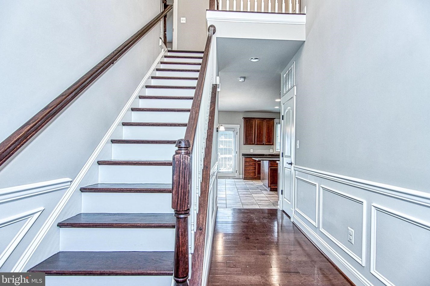 7001 Oak Ridge Rd, Falls Church, VA 22042