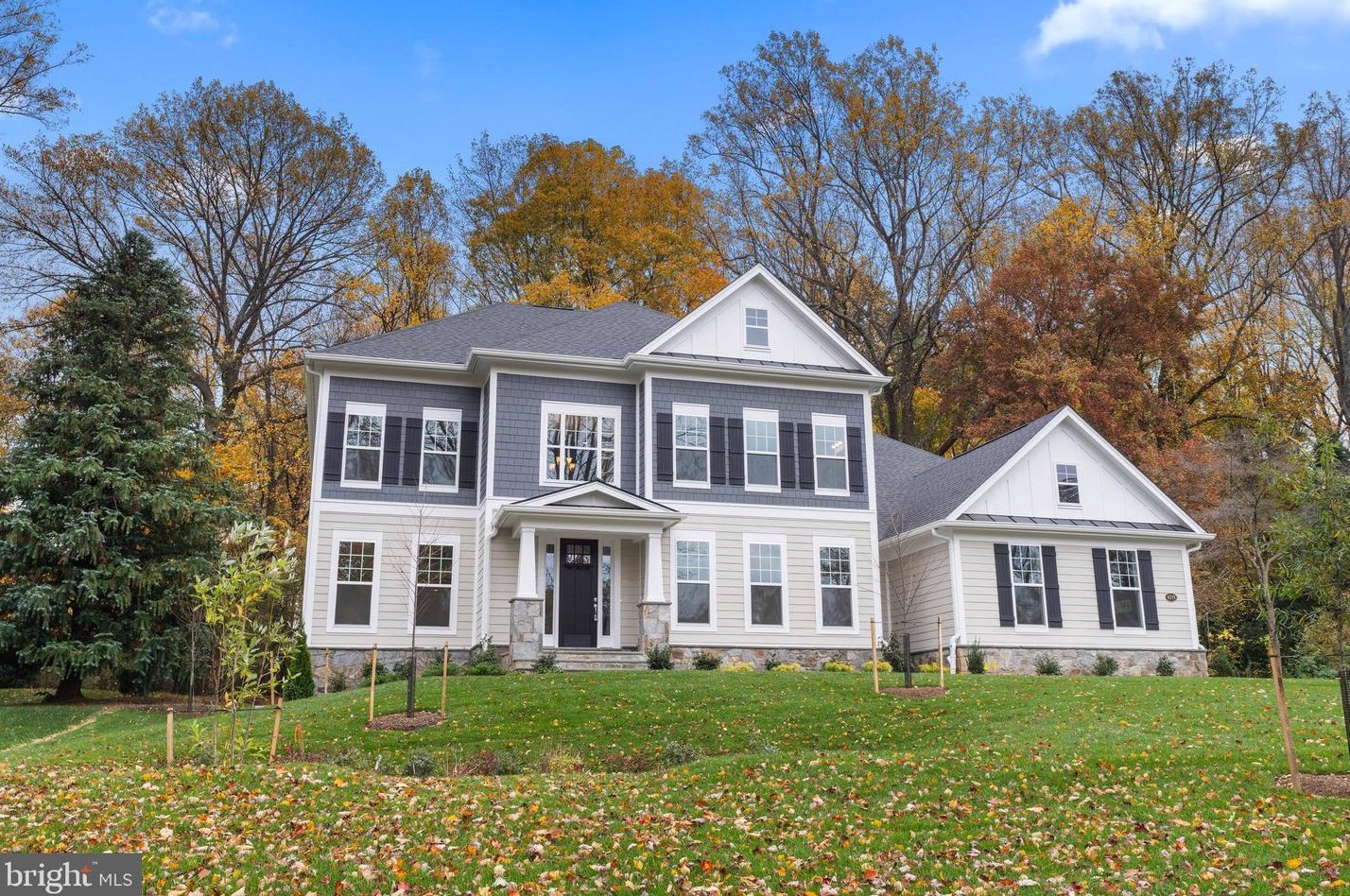 4719 Briggs Rd, Fairfax VA  22030-5704 exterior