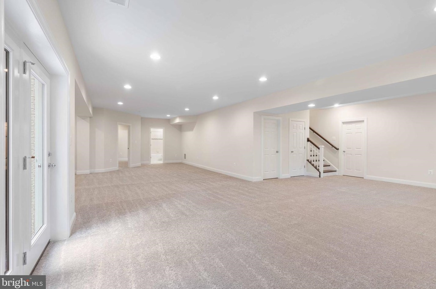 4719 Briggs Rd, Fairfax VA  22030-5704 exterior