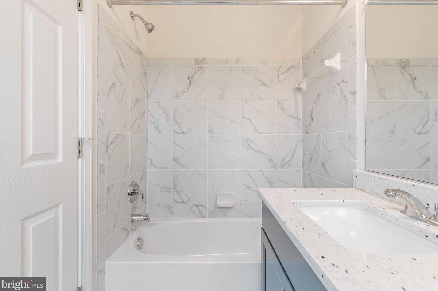 4719 Briggs Rd, Fairfax VA  22030-5704 exterior