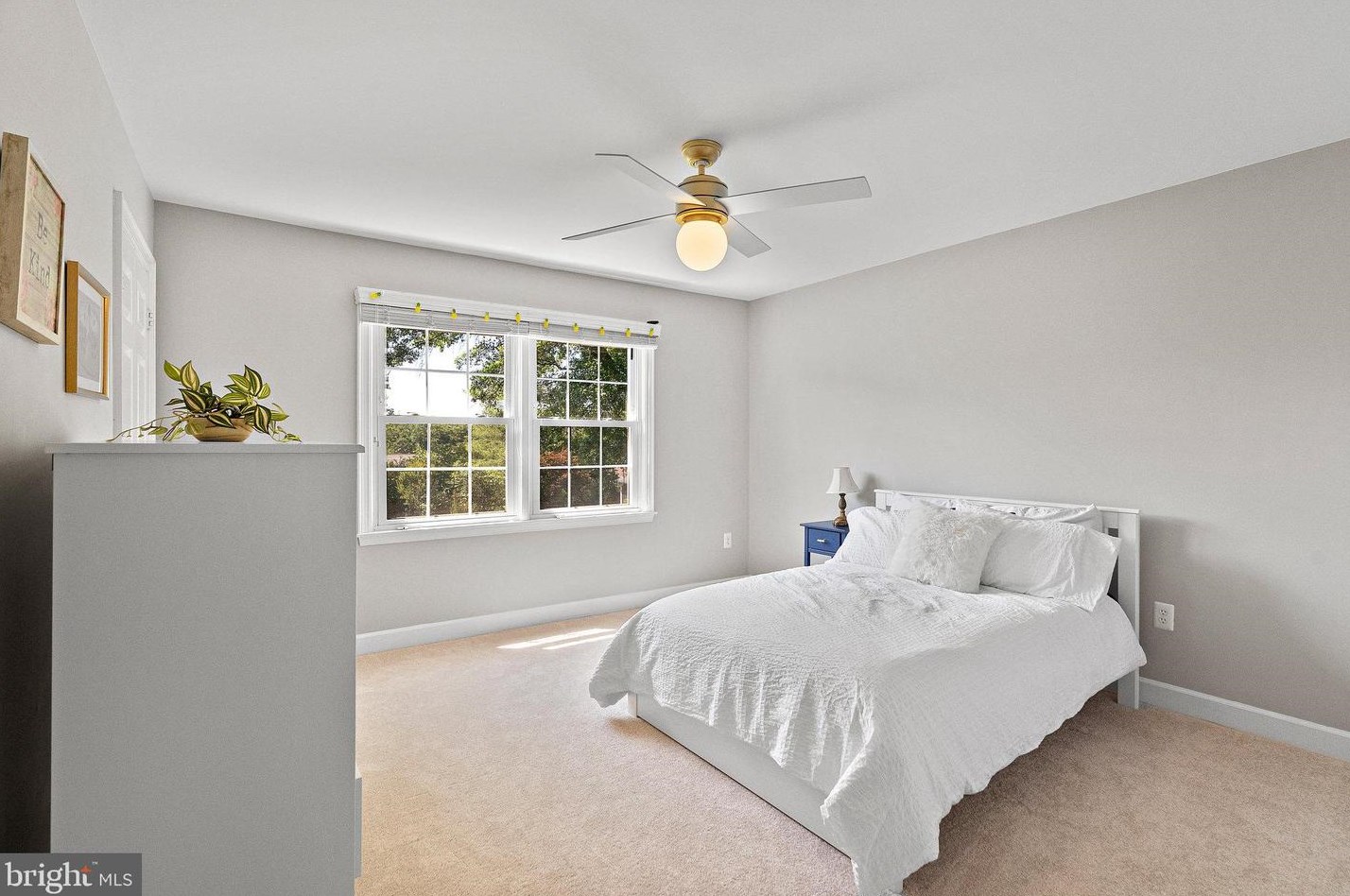 2098 Kedge Dr, Vienna VA 22181-3211 exterior