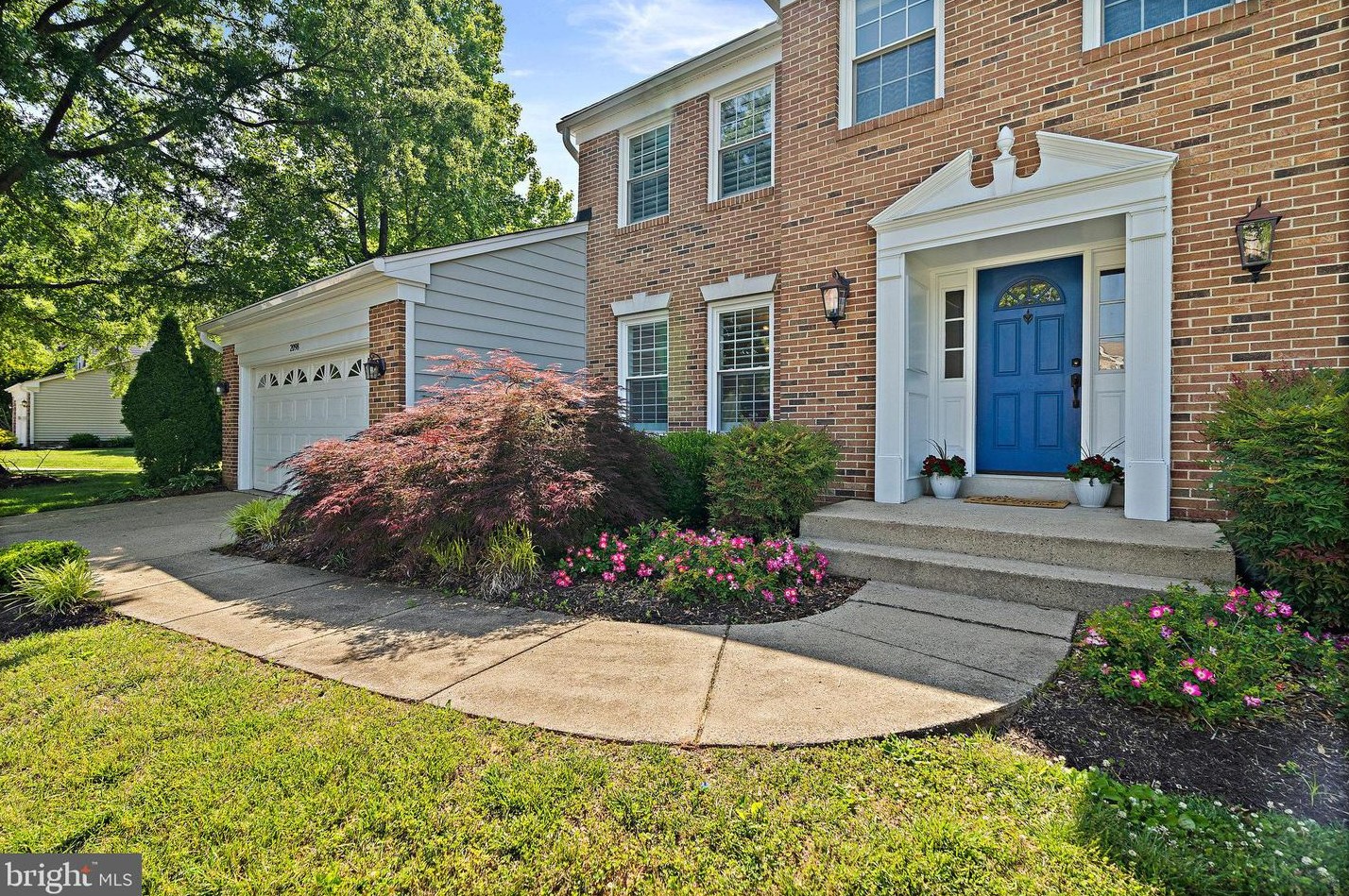 2098 Kedge Dr, Vienna, VA 22181-3210