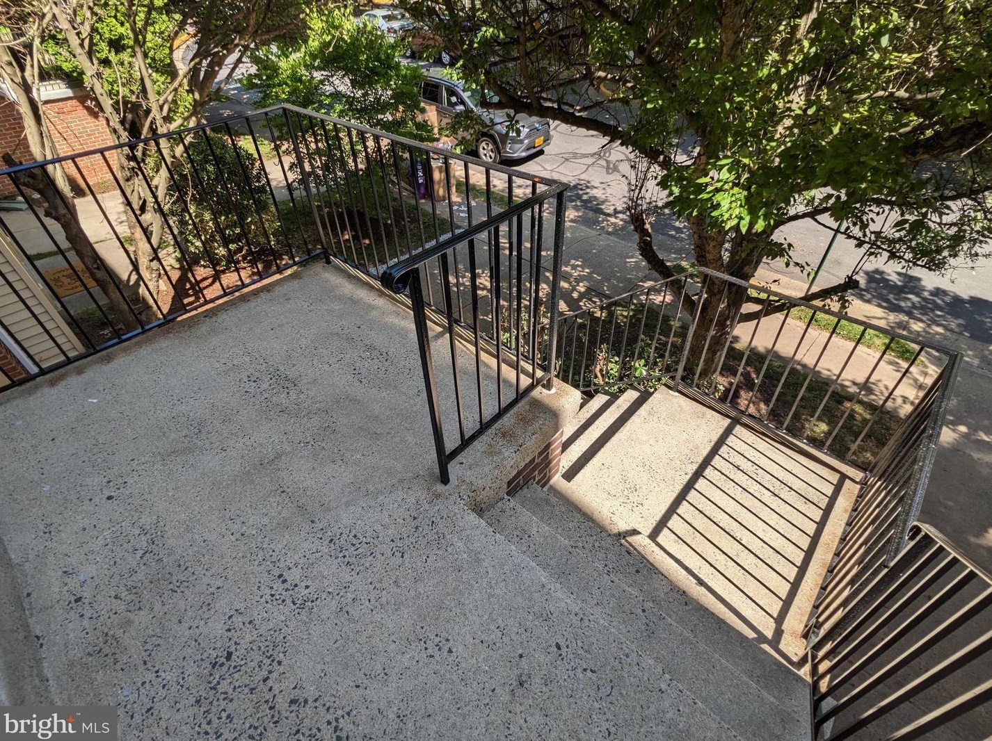 9506 Daniel Lewis Ln, Vienna, VA 22181