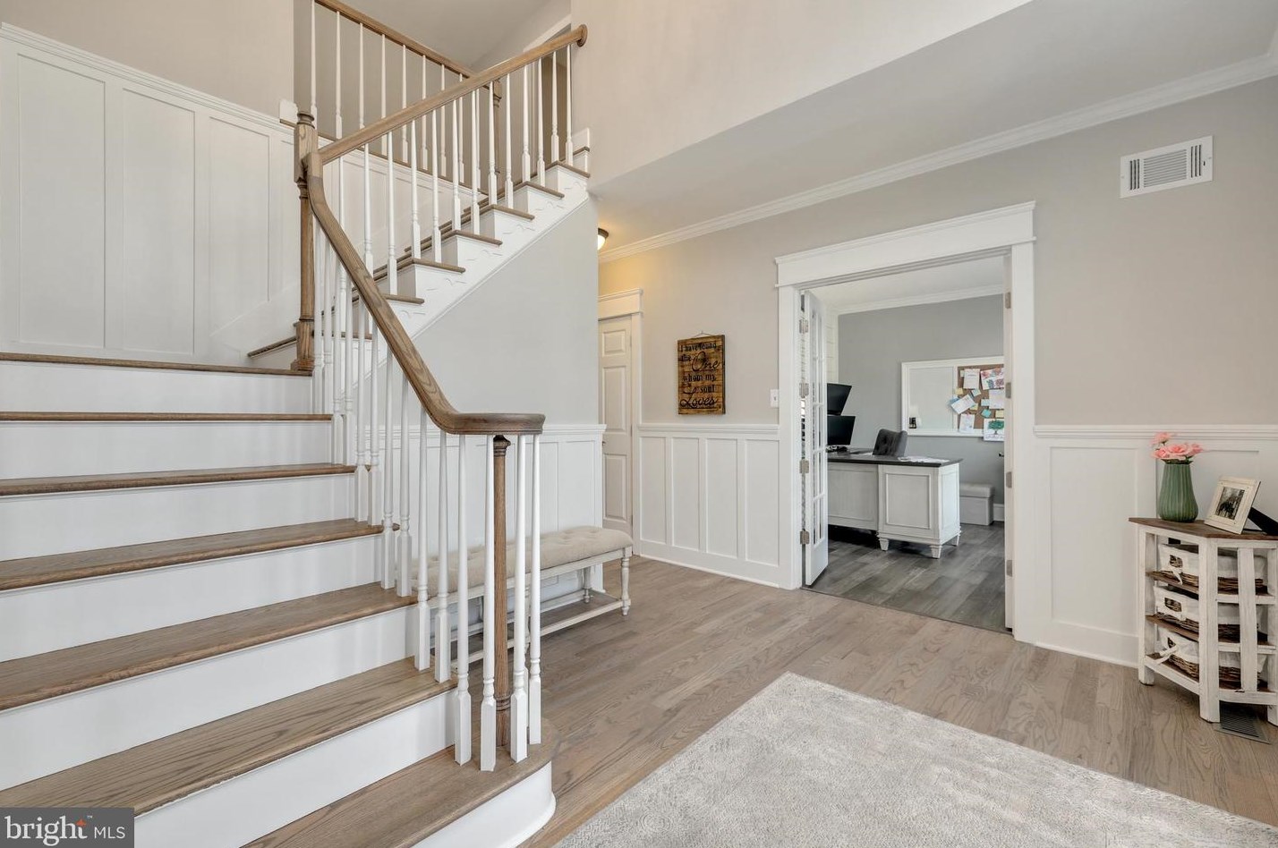 14808 Windrift Ct, Centreville VA  20120-1372 exterior