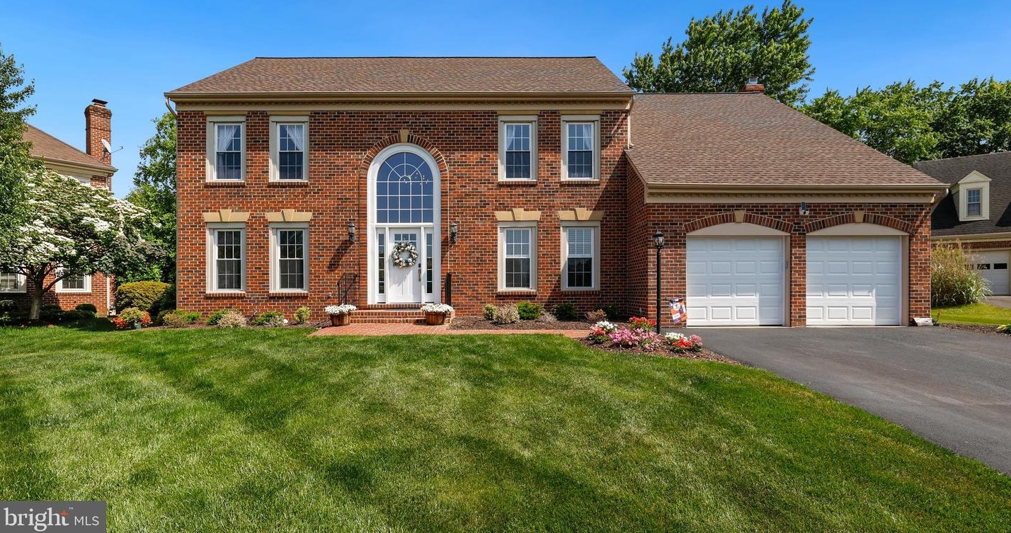 14808 Windrift Ct, Centreville, VA 20120