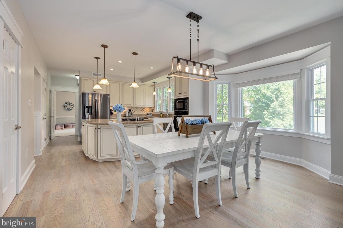 14808 Windrift Ct, Centreville VA  20120-1372 exterior