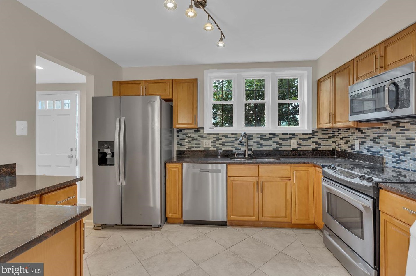 14476 Turin Ln, Centreville, VA 20121
