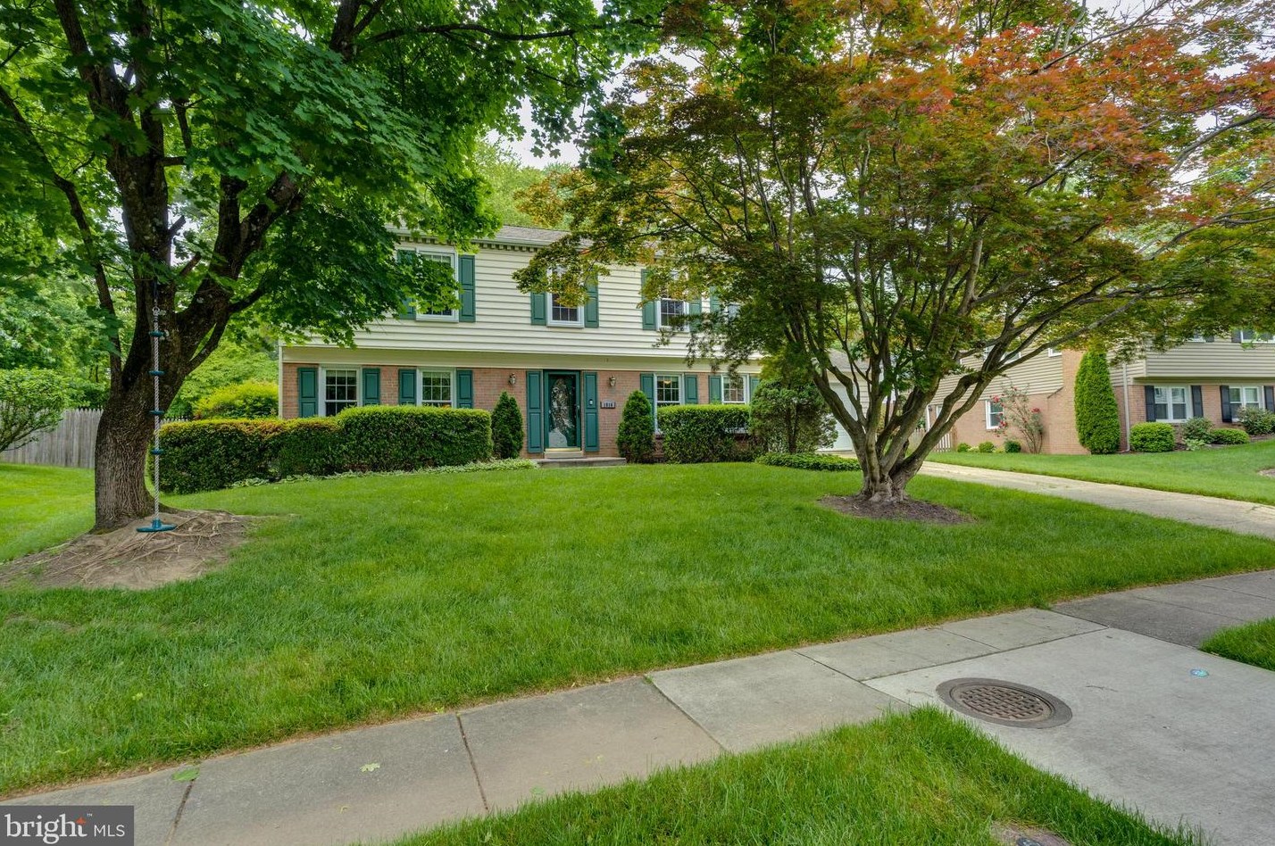 1816 Midlothian Ct, Vienna, VA 22182