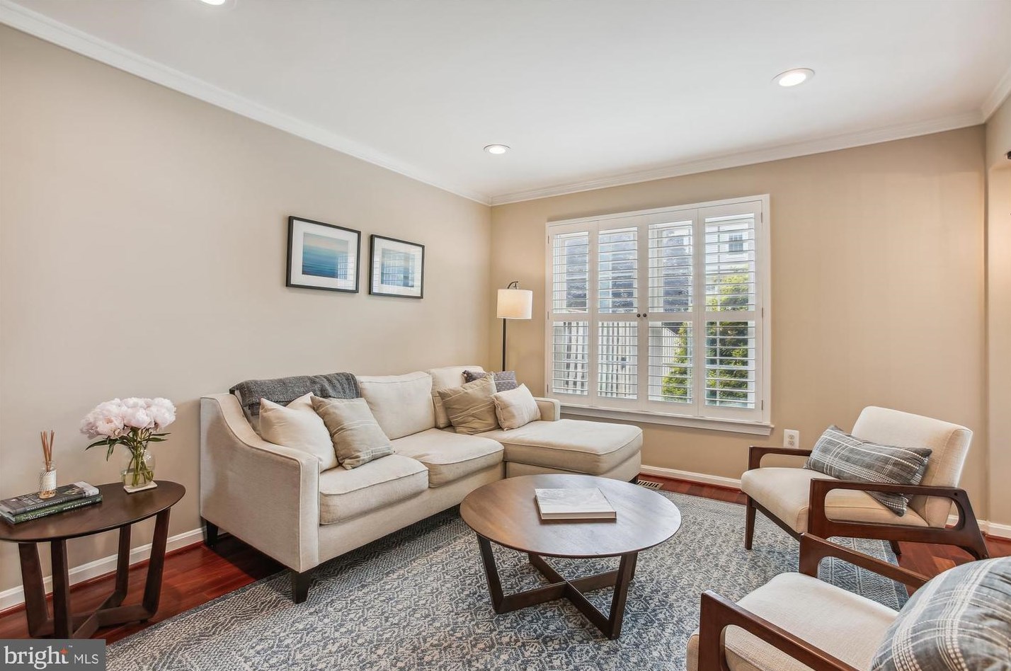 2820 Andiron Ln, Vienna VA 22180-7001 exterior