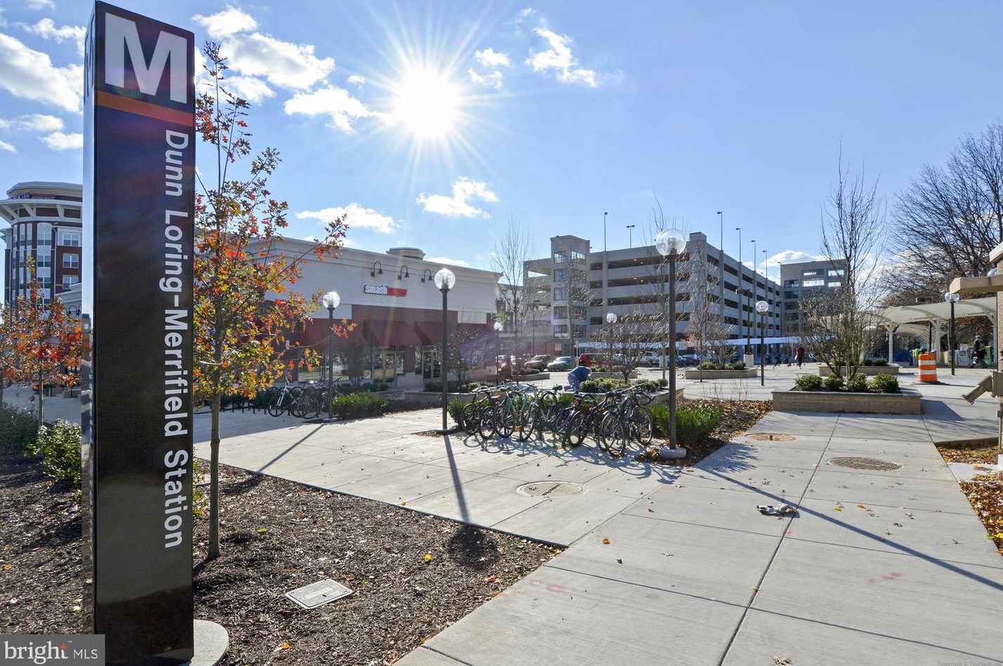 2820 Andiron Ln, Vienna VA 22180-7001 exterior