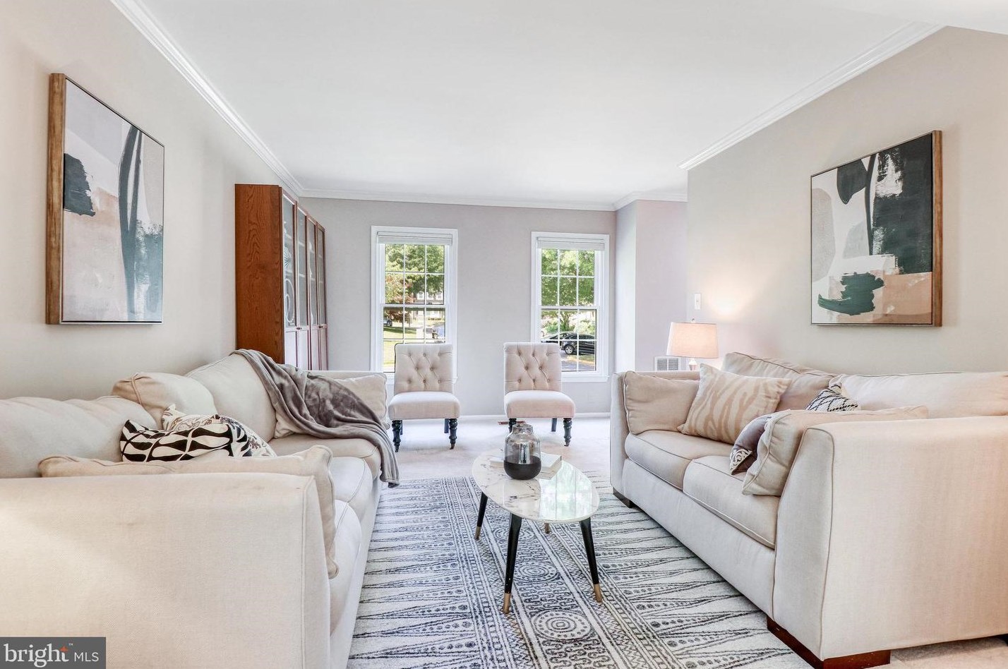 2821 Knollside Ln, Vienna VA 22180-7002 exterior