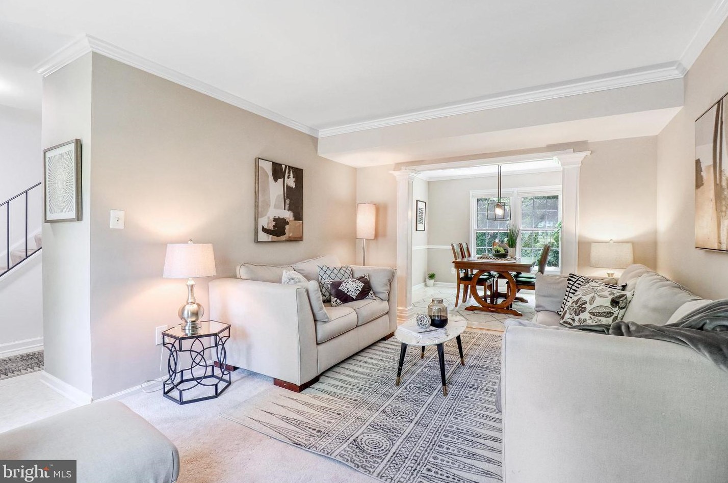 2821 Knollside Ln, Vienna VA 22180-7002 exterior